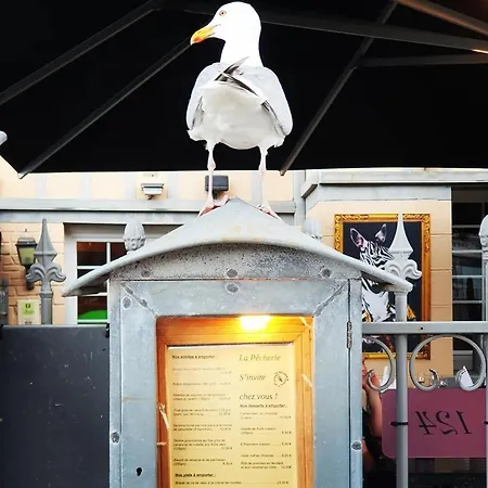 La Pêcherie 3*