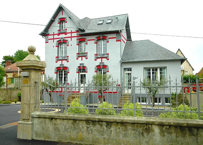 מלון Restaurant La Pecherie - Le Manoir D'a Cote - Les 5 Ruches -logis 3*