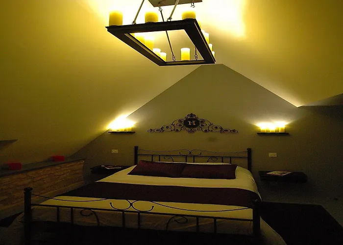 מלון Restaurant La Pecherie - Le Manoir D'a Cote - Les 5 Ruches -logis קורסיי-סור-מר