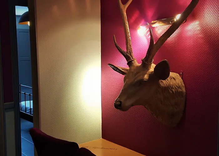 Restaurant La Pecherie - Le Manoir D'a Cote - Les 5 Ruches -logis קורסיי-סור-מר