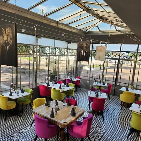 Restaurant La Pecherie - Le Manoir D'a Cote - Les 5 Ruches -logis Hotel 3*