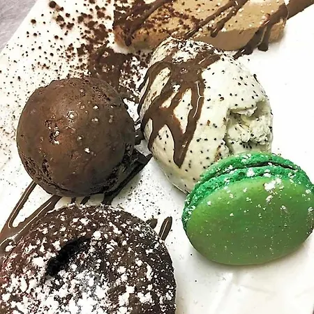 Hotel Restaurant La Pecherie - Le Manoir D'a Cote - Les 5 Ruches -logis Courseulles-sur-Mer