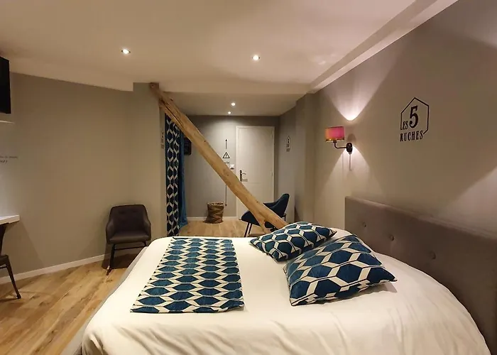 Отель Restaurant La Pecherie - Le Manoir D'a Cote - Les 5 Ruches -logis 3*