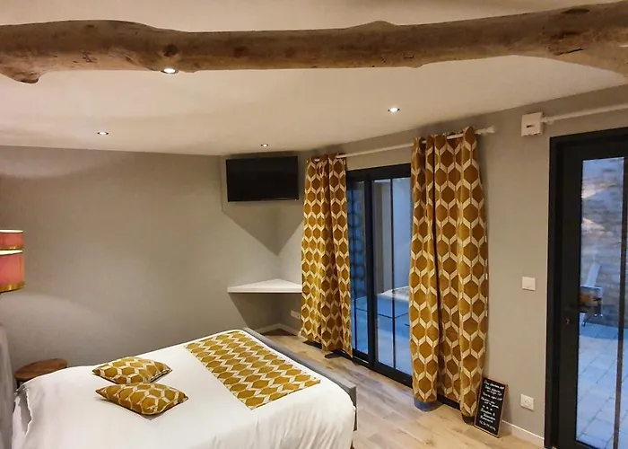 Hotel Restaurant La Pecherie - Le Manoir D'a Cote - Les 5 Ruches -logis Courseulles-sur-Mer